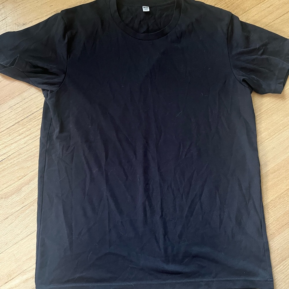 Uniqlo DRY-EX Black Short Sleeve Tee